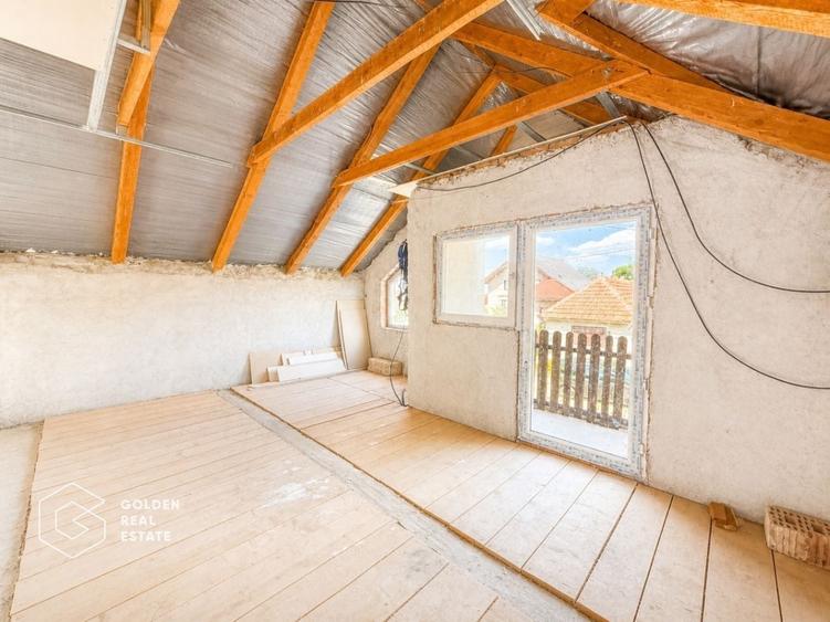 Casă individuală cu 5 camere cu Teren 1578 Mp în Șiria