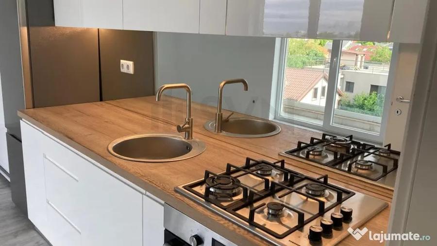 Apartament cu 2 camere decomandat în Pipera