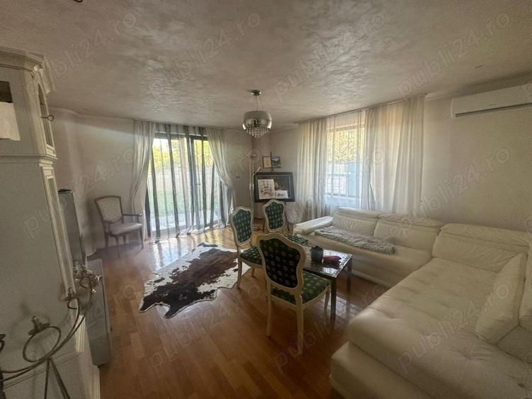 Casă cu 6 camere cu Teren 415 Mp în Central