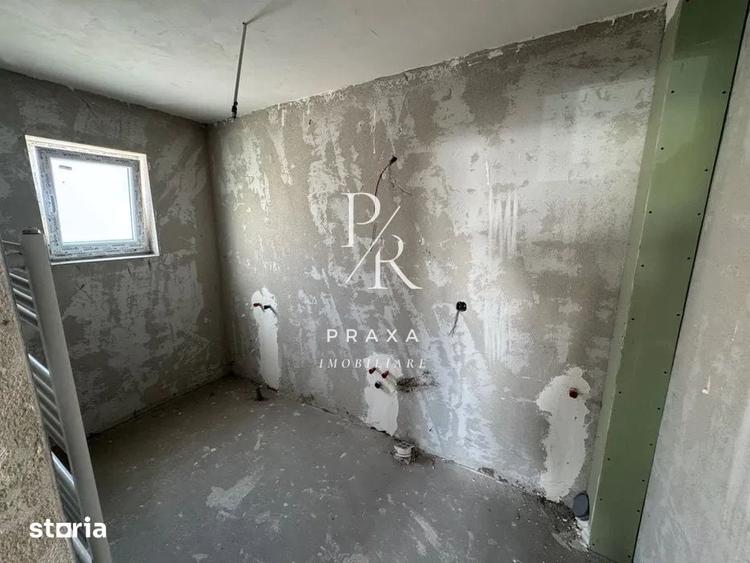 Apartament cu 3 camere semidecomandat în Florești