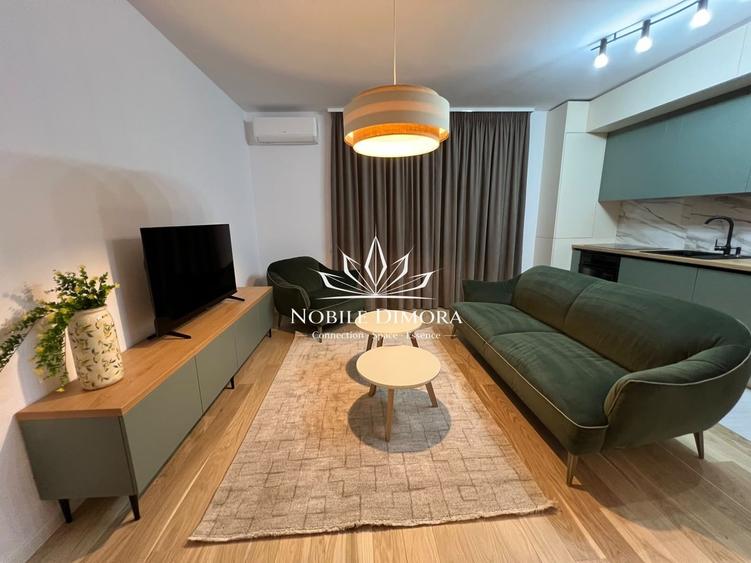 Apartament cu 3 camere decomandat, mobilat în Central