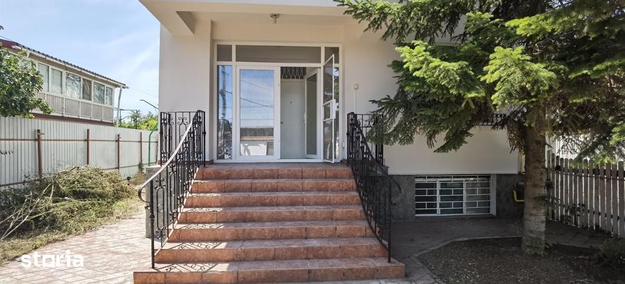 Casă cu 5 camere cu Teren 1438 Mp în Chiscani