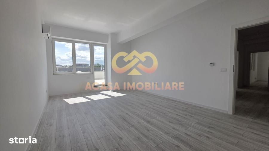Apartament cu 3 camere decomandat în Voinești