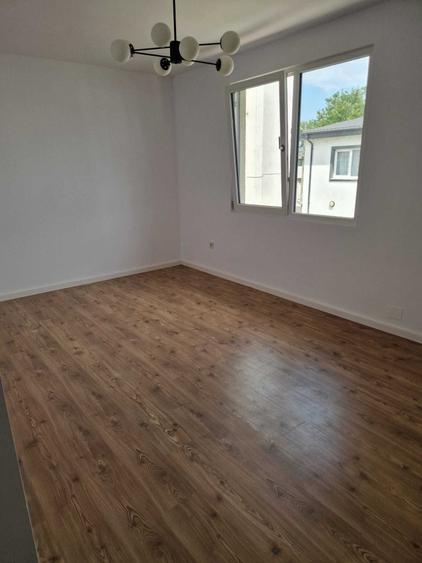 Casă cu 3 camere în Barieră