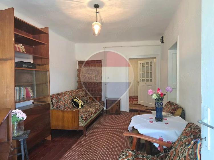 Casă cu 3 camere cu Teren 1400 Mp în Cornești (Adămuș)