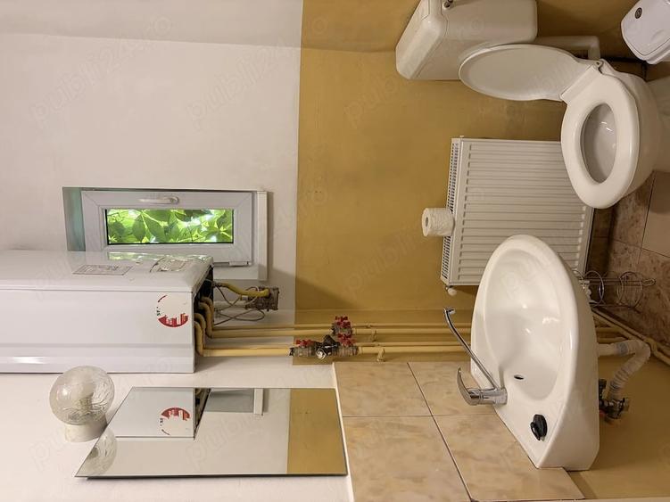 Casă cu Teren 200 Mp în Central