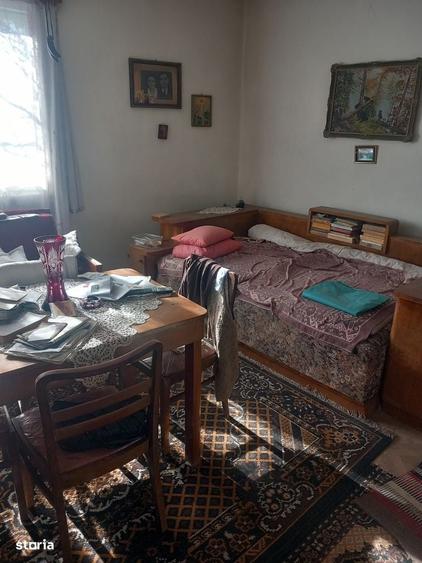 Casă cu 3 camere în 7 Noiembrie