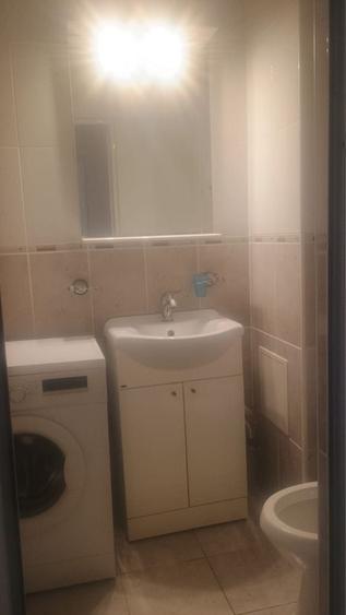 Apartament cu 4 camere decomandat în Exterior Vest