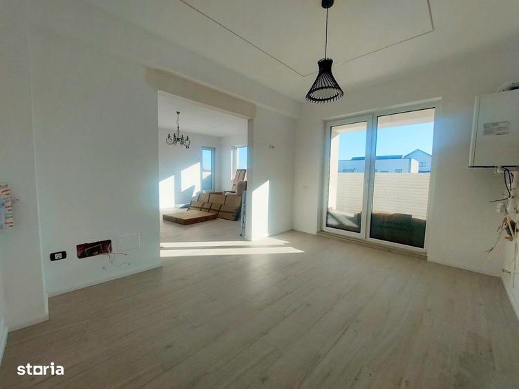 Casă cu 5 camere cu Teren 350 Mp în Central