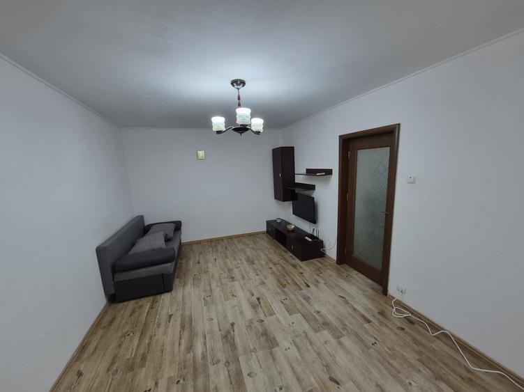 Apartament cu 2 camere decomandat, mobilat în Câmpia Libertății