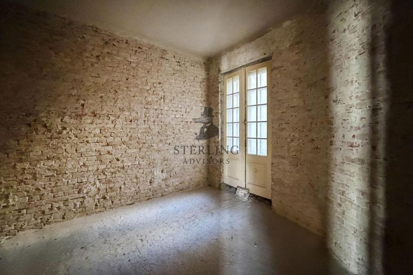 Casă individuală cu 25 camere cu Canalizare în Gara de Nord