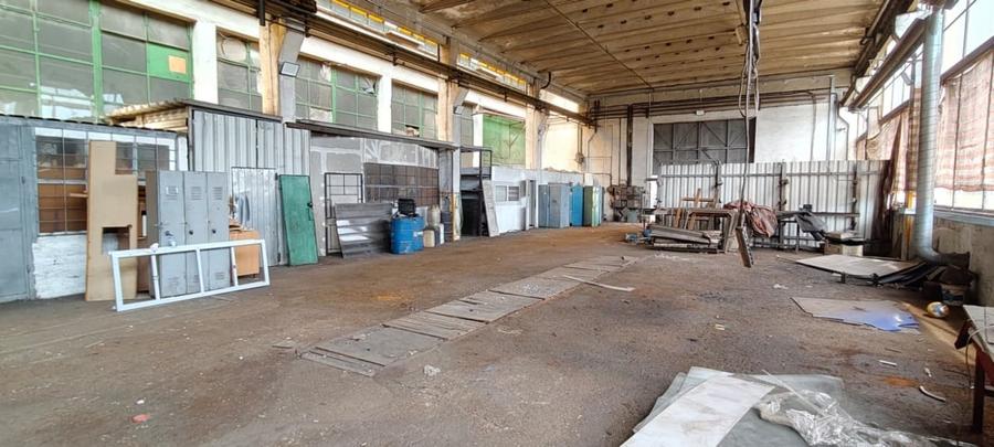 Spațiu industrial, de 700 mp, în Uzina 2