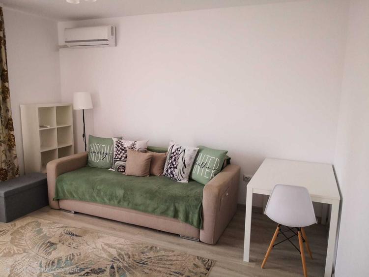 Apartament cu 3 camere decomandat, mobilat în Lunca Cetățuii
