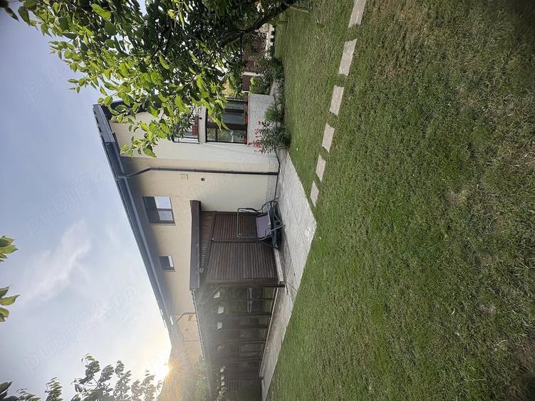 Casă cu Teren 500 Mp în Central