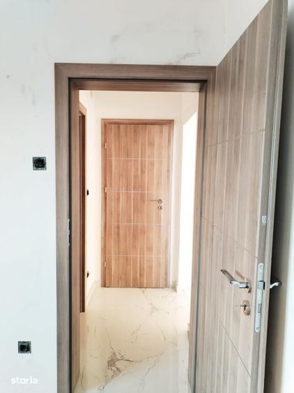 Ap. 2 camere. Parc Aurora-Vest. Decomandat. et. 8/10. Proprietar - 5