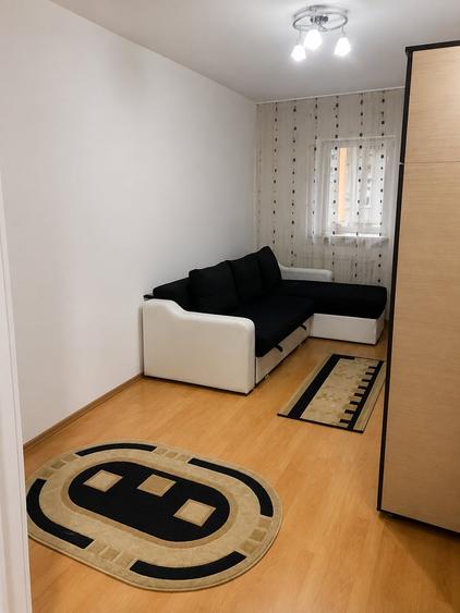 Apartament cu 3 camere decomandat, mobilat în Doamna Ghica