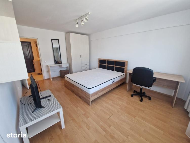 Garsonieră decomandată în Bună Ziua
