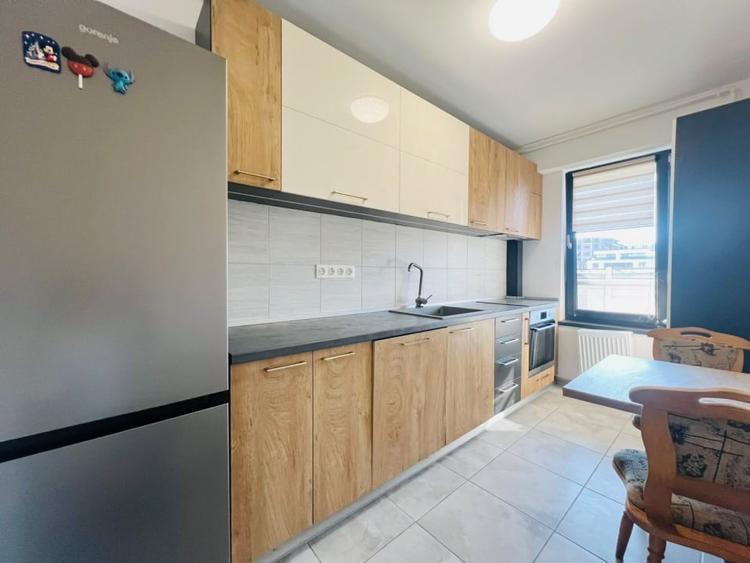Apartament cu 3 camere, mobilat în Pipera