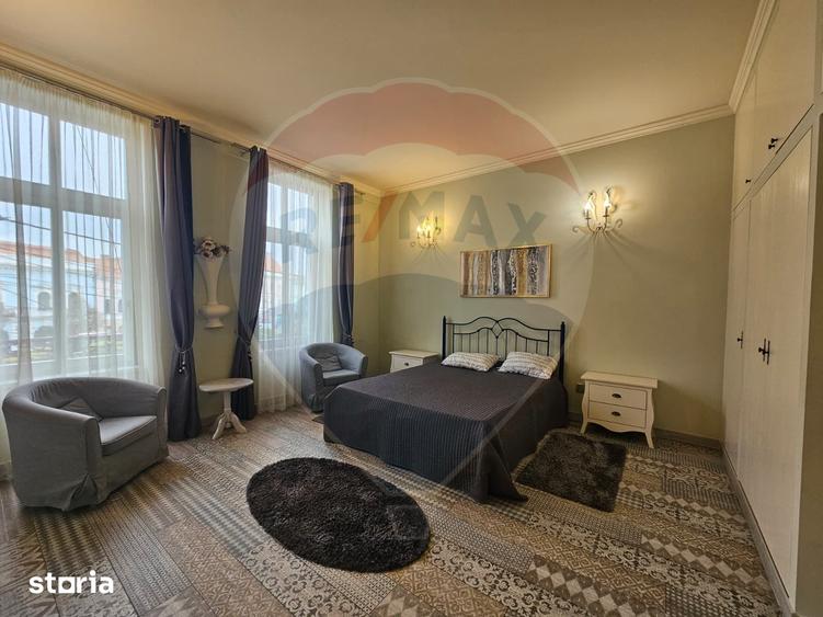 Apartament cu 4 camere, mobilat în Central