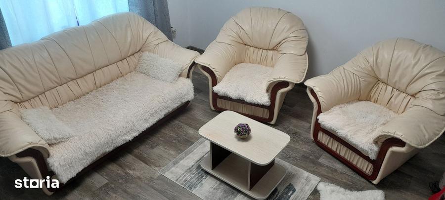 Casă cu 4 camere cu Teren 180 Mp în Chercea