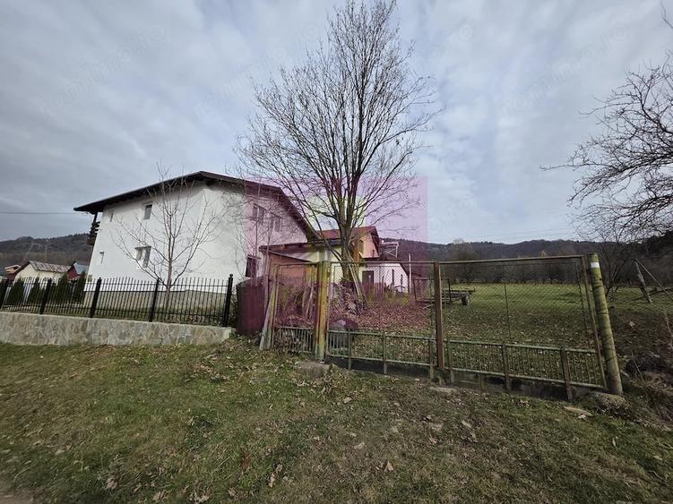 Casă cu 4 camere cu Teren 475 Mp în Valea Doftanei