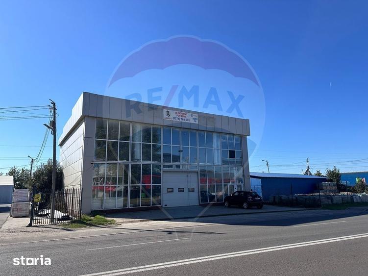 Spațiu comercial, de 550 mp, în Industrială