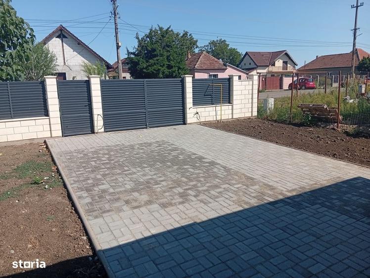 Casă cu 4 camere în Șofronea