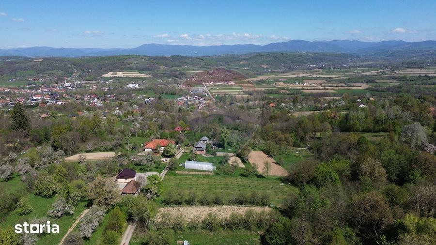 Teren de 2000 mp, în Copalnic