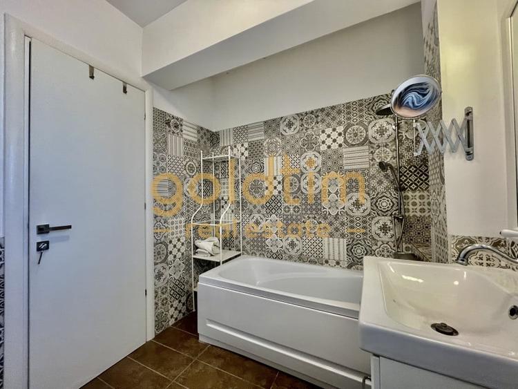 NOU/LOC DE PARCARE/ ZONA LINISTITA - 43