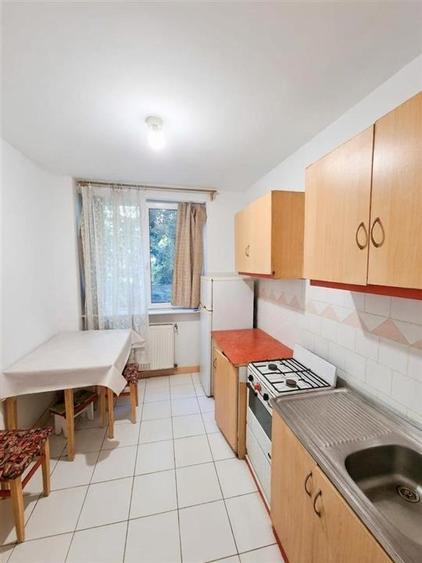 Apartament cu 2 camere semidecomandat în Rogerius