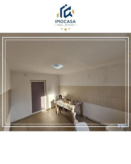 Casă cu 4 camere cu Teren 2300 Mp în Ineu