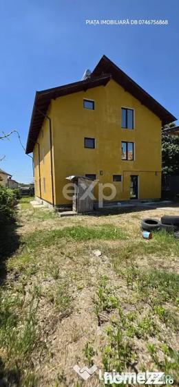 Casă cu 3 camere cu Teren 1000 Mp în Răzvad