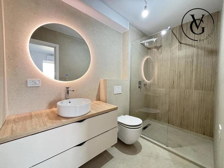 Apartament cu 3 camere semidecomandat în Nord