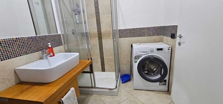 Balcon mare, vedere frumoasa Ap. cu 2 camere etaj 5/7 -Unirii-de inchiriat - 9