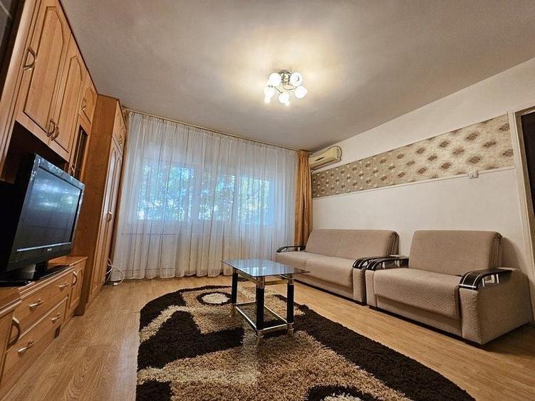 Apartament cu 3 camere decomandat, mobilat în Dristor