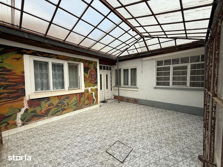 Casă cu 4 camere cu Teren 1190 Mp în Biharia