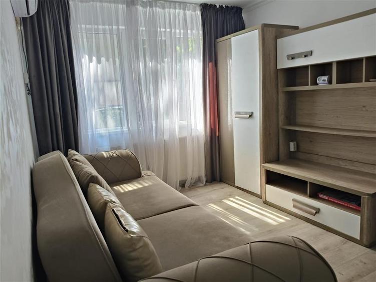 Apartament cu 2 camere semidecomandat în Viziru 2