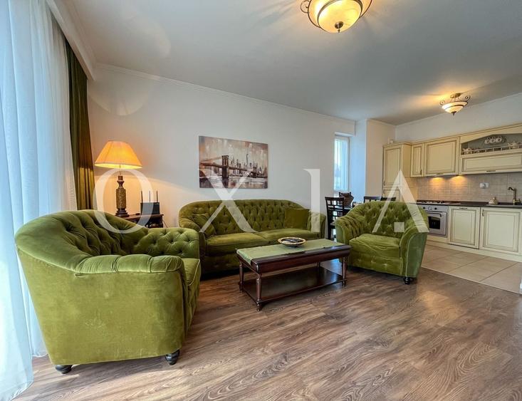 Apartament cu 3 camere semidecomandat, mobilat în Torontalului
