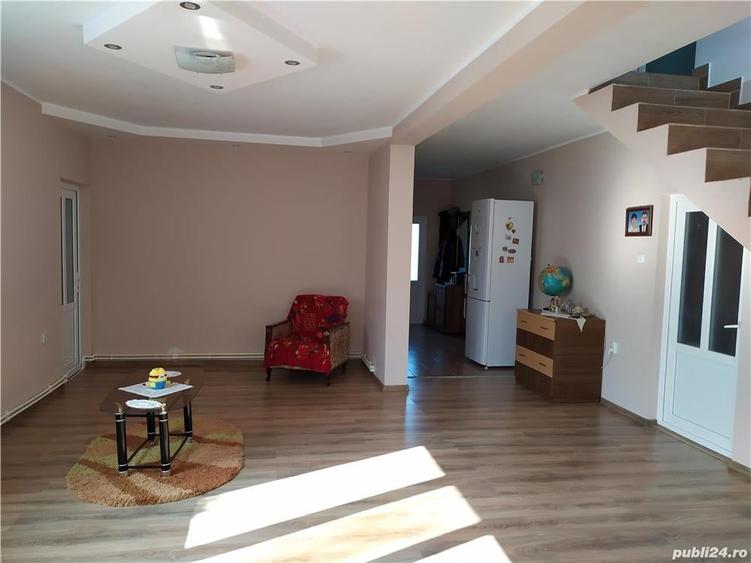 Casă în Șerbănești