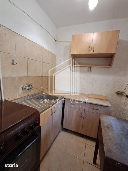 Apartament cu 2 camere semidecomandat în 14 Mai