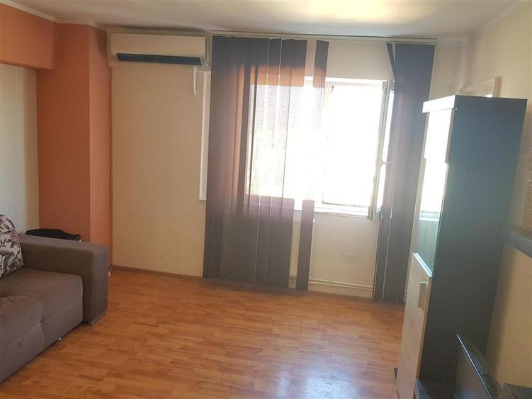 Garsonieră semidecomandată în Viziru 3