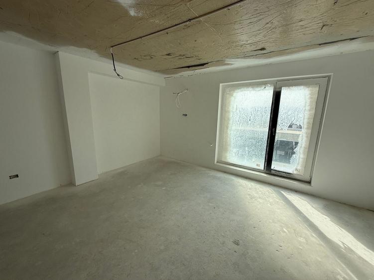 Apartament cu 2 camere decomandat în Tomis Plus