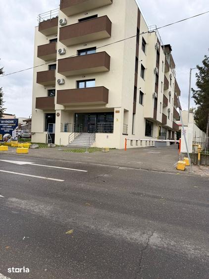 Apartament cu 3 camere în Oituz