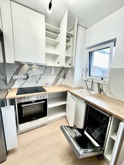 Apartament cu 2 camere decomandat în Florești