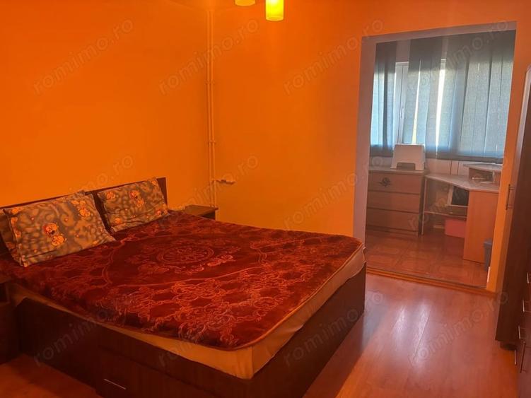 Apartament cu 3 camere decomandat în Unirii