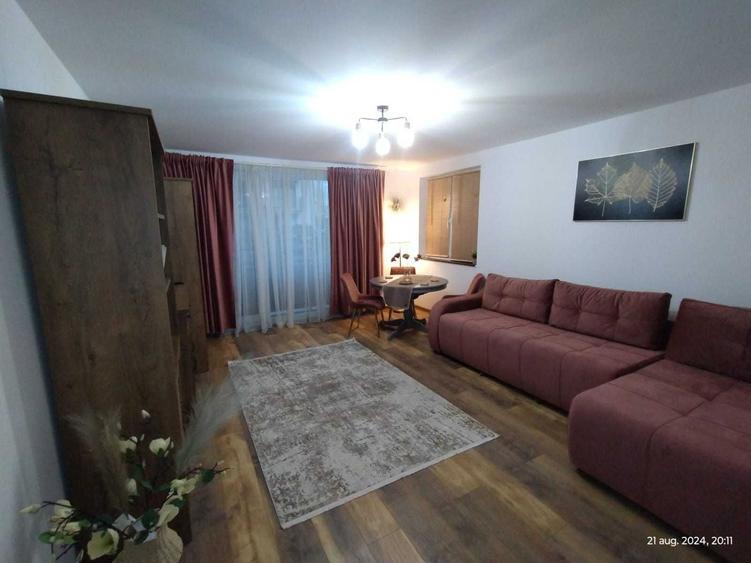 Garsonieră decomandată în Central