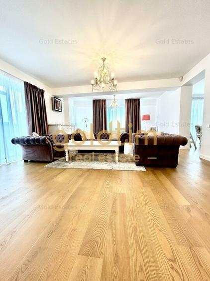 Apartament cu 5 camere decomandat, mobilat în Eminescu