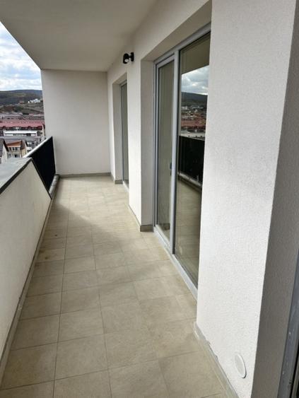 Apartament cu 3 camere, 55 mp, terasa 10 mp Eroilor - 5