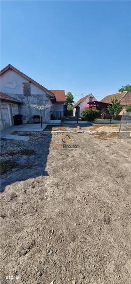 Doua Case In Curte Cenei La 28 Km De Timisoara - 9