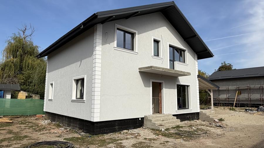 Casă individuală cu 6 camere cu Canalizare în Joița